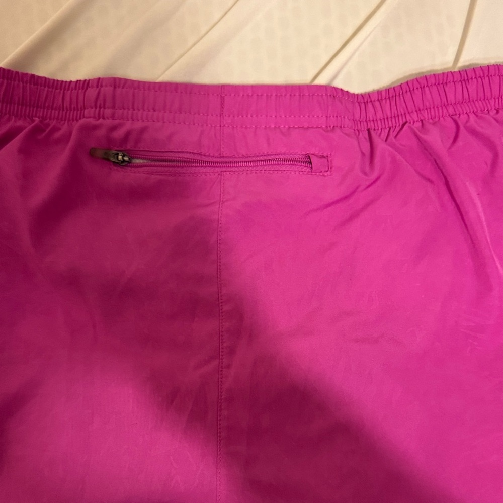 Nike Women's Pink Athletic Shorts - Picture 3 of 6